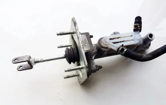 Toyota Prius (XW20) Clutch master cylinder 13203040110 132030-40110