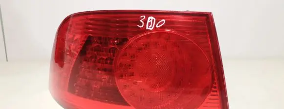 Volkswagen Phaeton Rear/tail lights