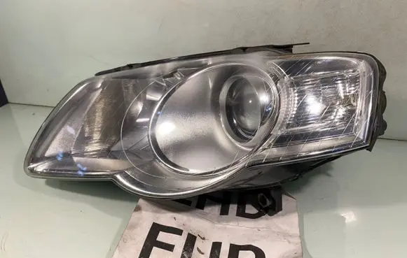 Volkswagen PASSAT B6 Headlight/headlamp 89312179