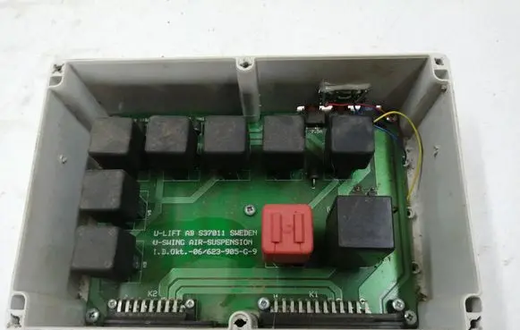 Ford Transit Air suspension control unit module (rear) ABS37011