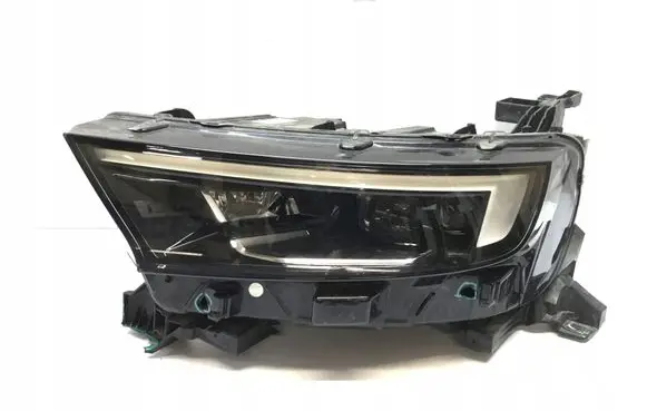 Opel Mokka B Headlight/headlamp 9834016880