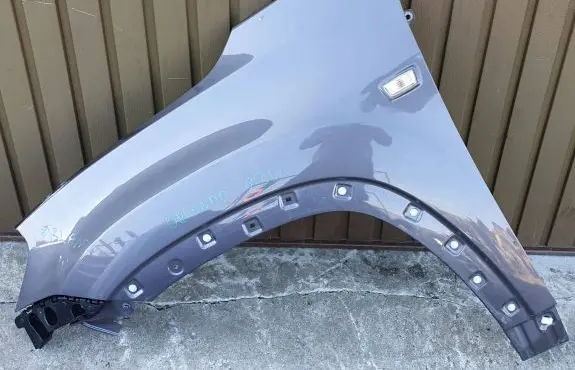 Chevrolet Orlando Fender