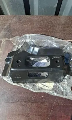 Audi A3 S3 8V Engine mounting bracket 5Q0802068 1204201