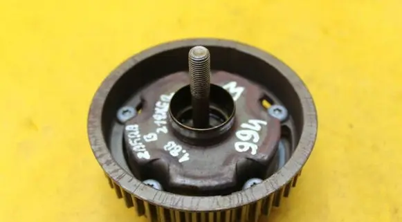 Opel Vectra C Timing chain sprocket 12992410