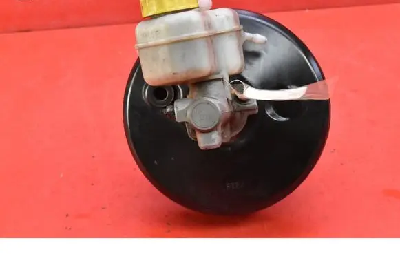 Skoda Fabia Mk2 (5J) Brake booster 6Q1614105AH