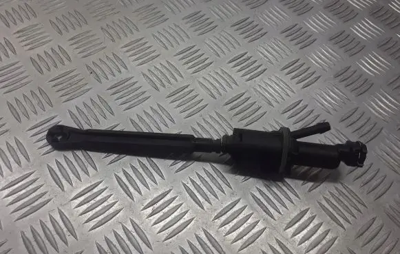 Peugeot 307 Clutch slave cylinder 