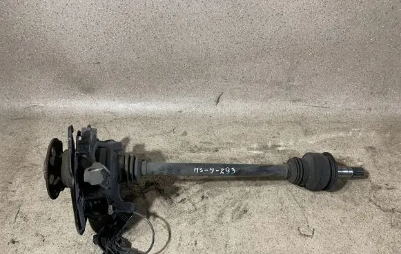 Mercedes-Benz E W213 Rear wheel hub A2201501