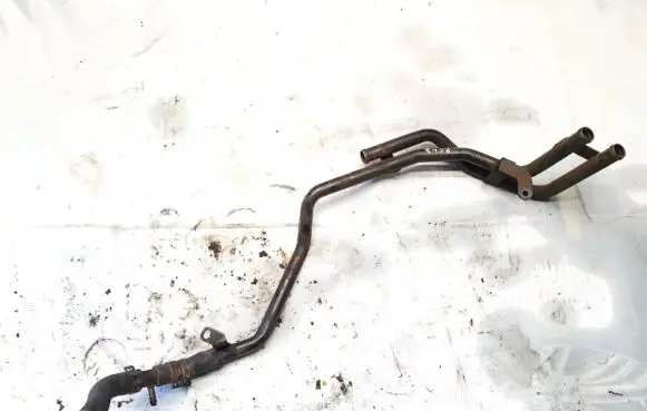 Volkswagen Touareg I Engine coolant pipe/hose