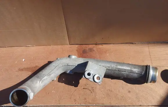 Infiniti EX Engine coolant pipe/hose