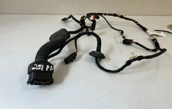 Mercedes-Benz R W251 Front door wiring loom A2514402009 13542358 981576102