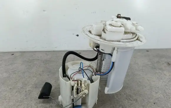 Toyota Corolla E140 E150 In-tank fuel pump 