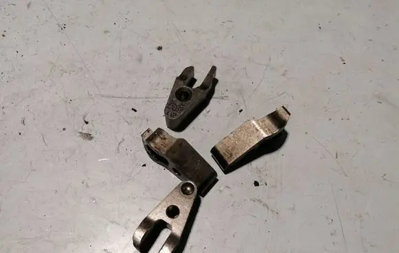 Mercedes-Benz E W212 Fuel Injector clamp holder A6510160438