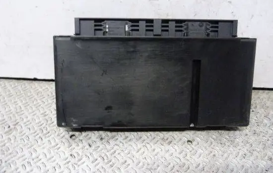 BMW 5 E60 E61 Gateway control module 9157157 0413598 71121