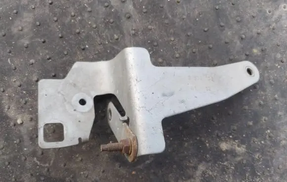 BMW 5 E60 E61 Horn signal 6935709