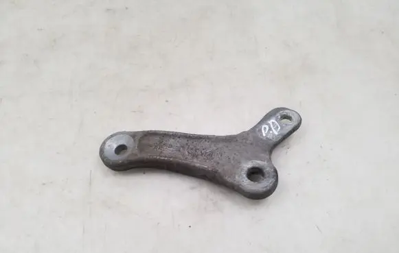 BMW 5 E60 E61 Sway bar bush bracket, front 6758528