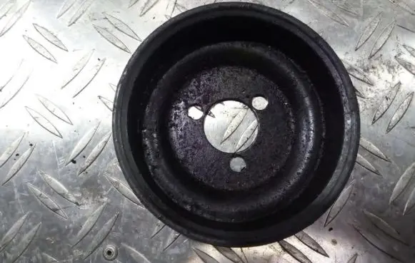 Volkswagen Golf IV Power steering pump pulley 030145269a