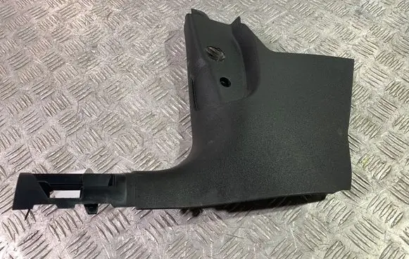 Audi A1 Foot area side trim 82B863483