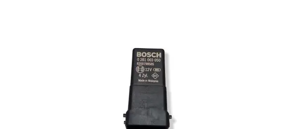 Nissan Qashqai Glow plug pre-heat relay 8200798585 0281003050