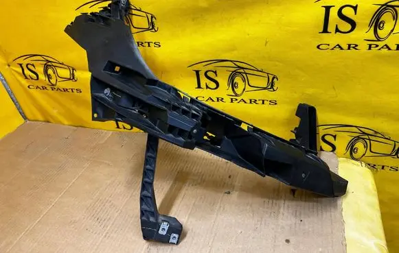 Mercedes-Benz GL X166 Headlight/headlamp mounting bracket A1666200691