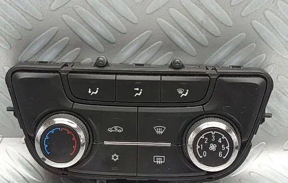 Opel Zafira C Climate control unit 13429876 0001671 A2C86871200