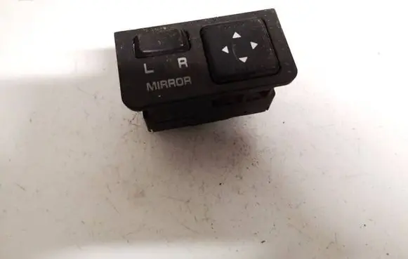 Subaru Legacy Wing mirror switch