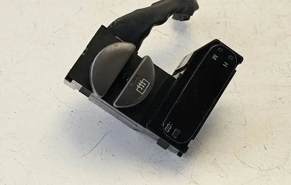 Toyota Corolla E110 Screen/display/small screen 8401012110 2304590114H