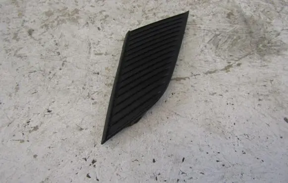 Mazda CX-3 Front bumper lower grill D10L50C12