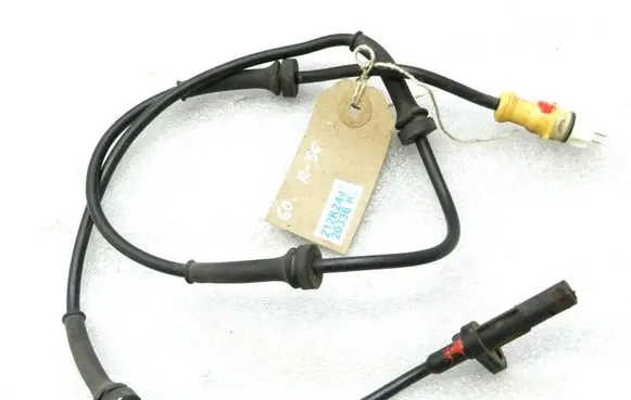 Renault Trafic II (X83) ABS rear brake sensor 8200724127 0265008078