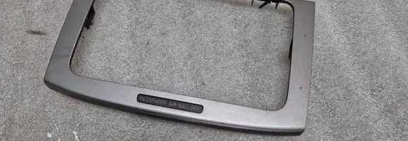 Volkswagen PASSAT B6 Radio/GPS head unit trim 3C0858069M