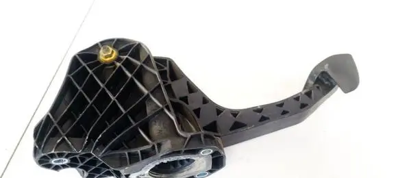 Skoda Octavia Mk2 (1Z) Clutch pedal 1K1721059BJ