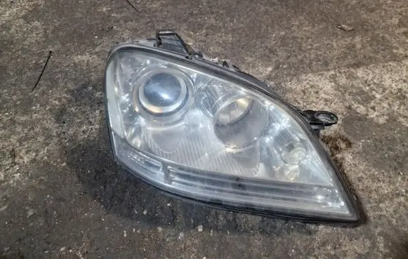 Mercedes-Benz ML W164 Headlight/headlamp
