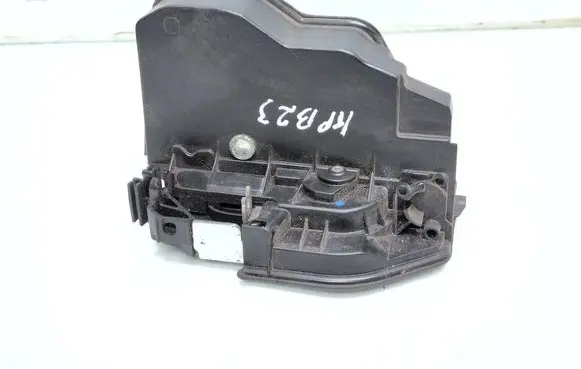 BMW 3 E92 E93 Front door lock 7202145 A053702