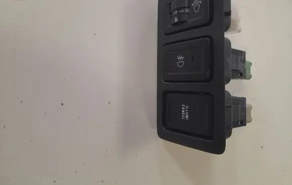 Suzuki Grand Vitara II Other switches/knobs/shifts