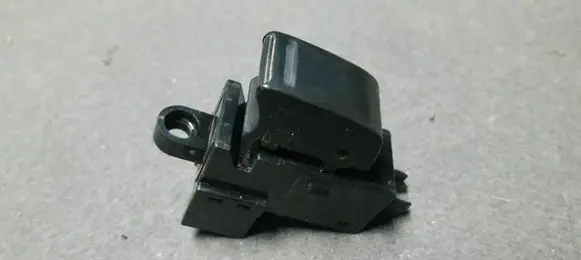 Nissan Primera Electric window control switch 25411AV600