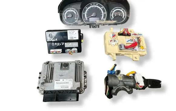 KIA Ceed Engine ECU kit and lock set 391132A560