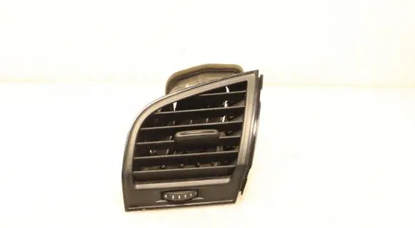 Skoda Fabia Mk3 (NJ) Dashboard side air vent grill/cover trim 6V0819701