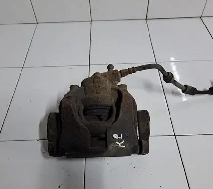 Ford Mondeo MK IV Front brake caliper