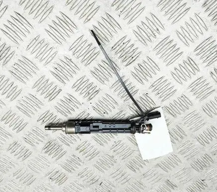 Mercedes-Benz A W177 Fuel injector A2820700087