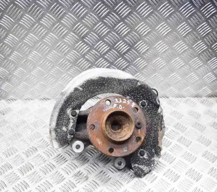 BMW 2 F22 F23 Front wheel hub 6792286