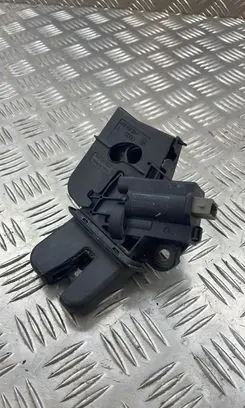 Audi A6 S6 C6 4F Loading door lock 4F5827505C