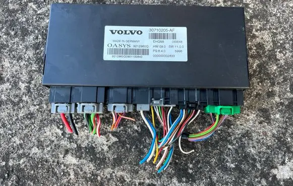 Volvo C70 Convertible roof control unit 30710205AF 30710205
