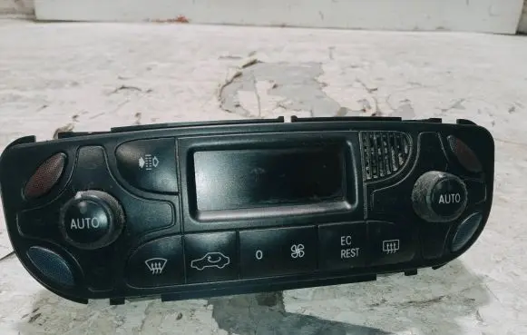 Mercedes-Benz C W203 Climate control unit 2038300585 9140010401 944B0218495