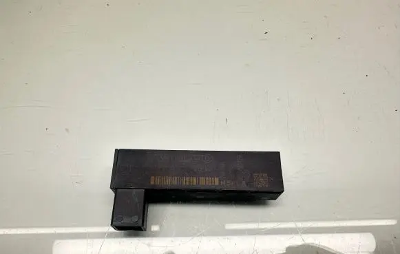 Volvo XC60 Keyless system antenna 28377815 18085