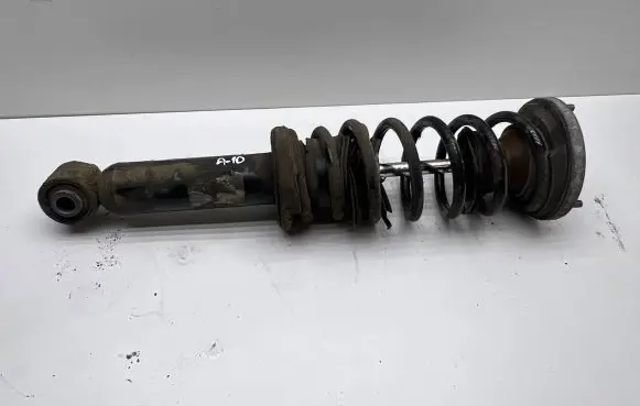 BMW 6 F12 F13 Rear shock absorber with coil spring 6777211 A1310305395 735128143