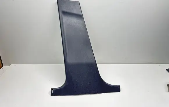 Mercedes-Benz C W204 (B) pillar trim (bottom) A2046900525 A050688