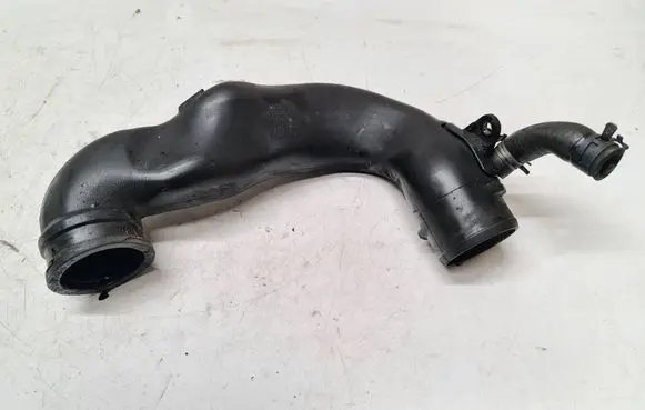 Opel Astra J Intercooler hose/pipe 55577108 ET446362