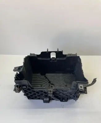 Battery box tray
