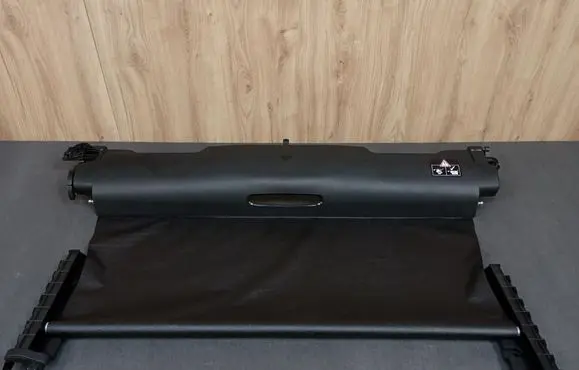 Mercedes-Benz E A207 Parcel shelf load cover 2076900065 A2076900065