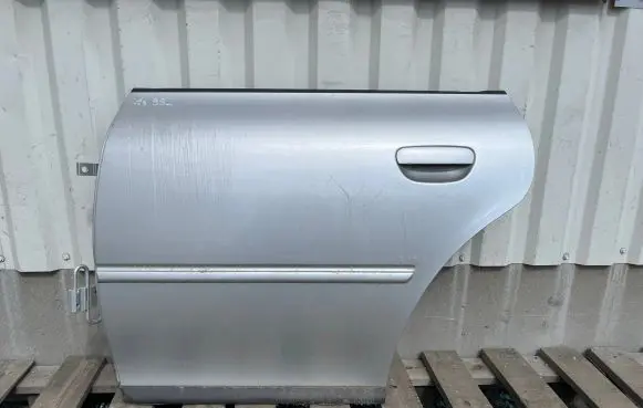 Audi A3 S3 8L Rear door