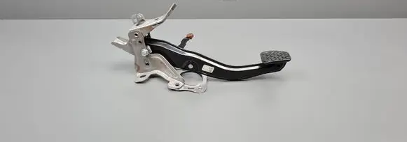 Mazda 6 Brake pedal S0855 GHW8 GHW8131121N1